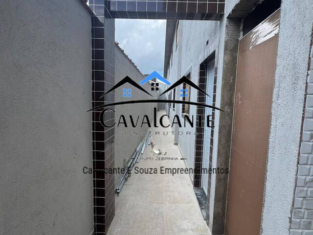 #50 - Casa para Venda em São Vicente - SP - 2