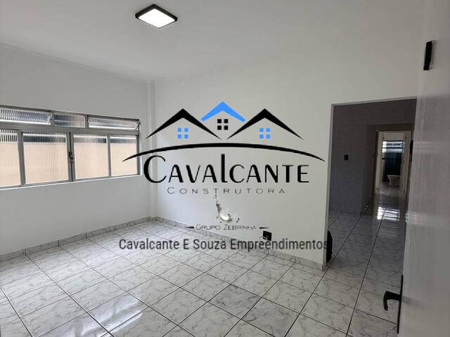 #57 - Apartamento para Venda em São Vicente - SP
