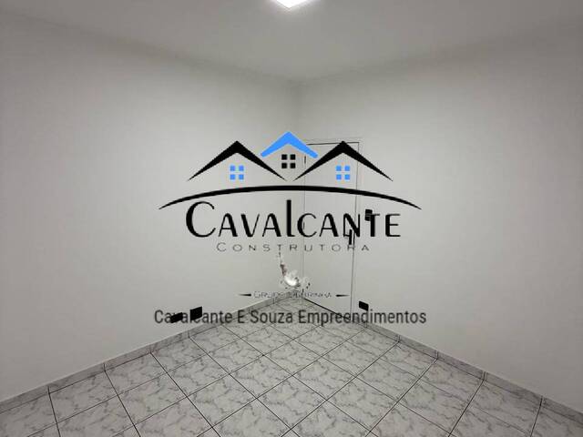 #57 - Apartamento para Venda em São Vicente - SP