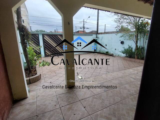 #65 - Casa para Venda em São Vicente - SP