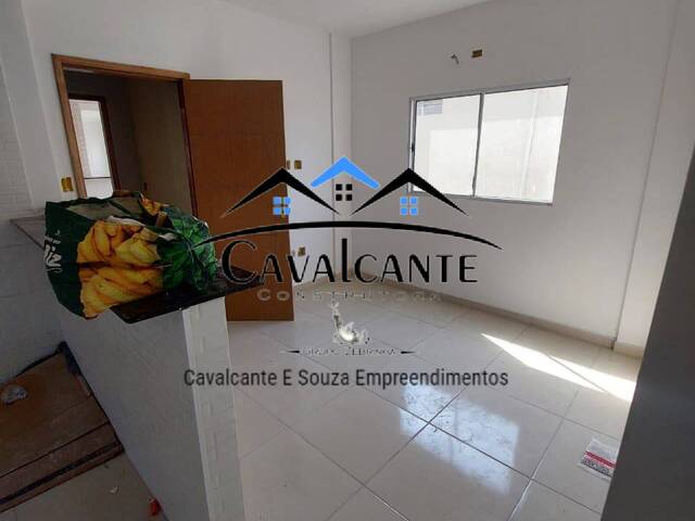 #67 - Apartamento para Venda em São Vicente - SP